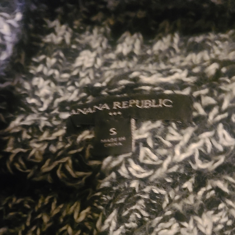 NEW WIDE TURTLENECK SLEEVELESS SWEATER/VEST size small hpπ₯π₯π₯ - Picture 5 of 6